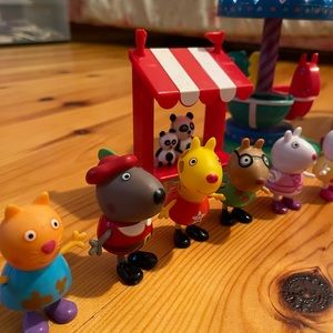 Huge Lot of Peppa Pig Toys